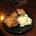 fried-chicken-with-mashed-potatoes